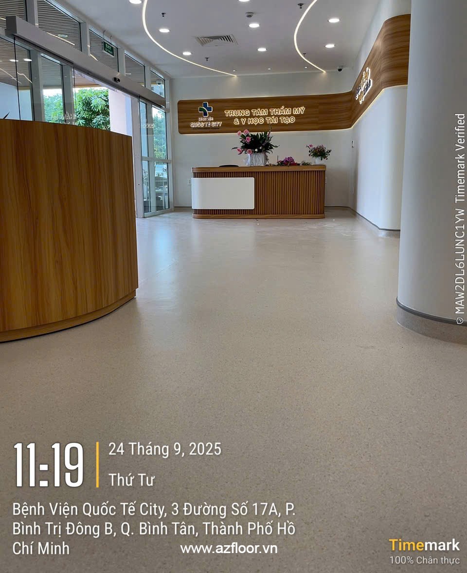 Sàn vinyl kháng khuẩn bệnh viện quốc tế City. Ảnh: AZ Floor