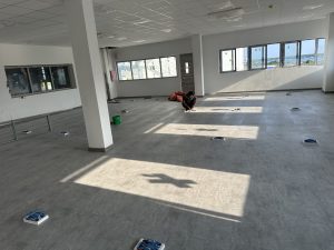 hoàn thiện sàn nhựa bê tông Deluxe