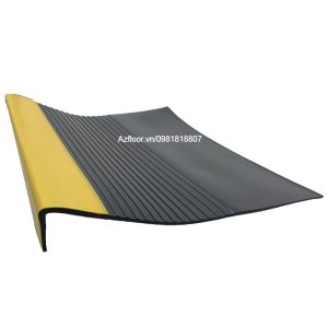 mũi cầu thang pvc