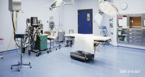 báo giá thi công sàn vinyl kháng khuẩn