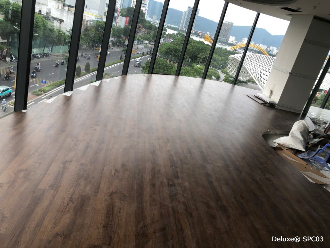 Sàn nhựa hèm khóa đế cao su SPC03