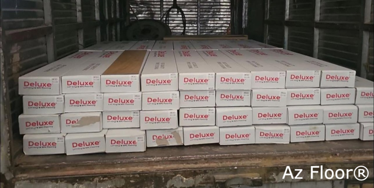 Deluxe flooring vinyl tile