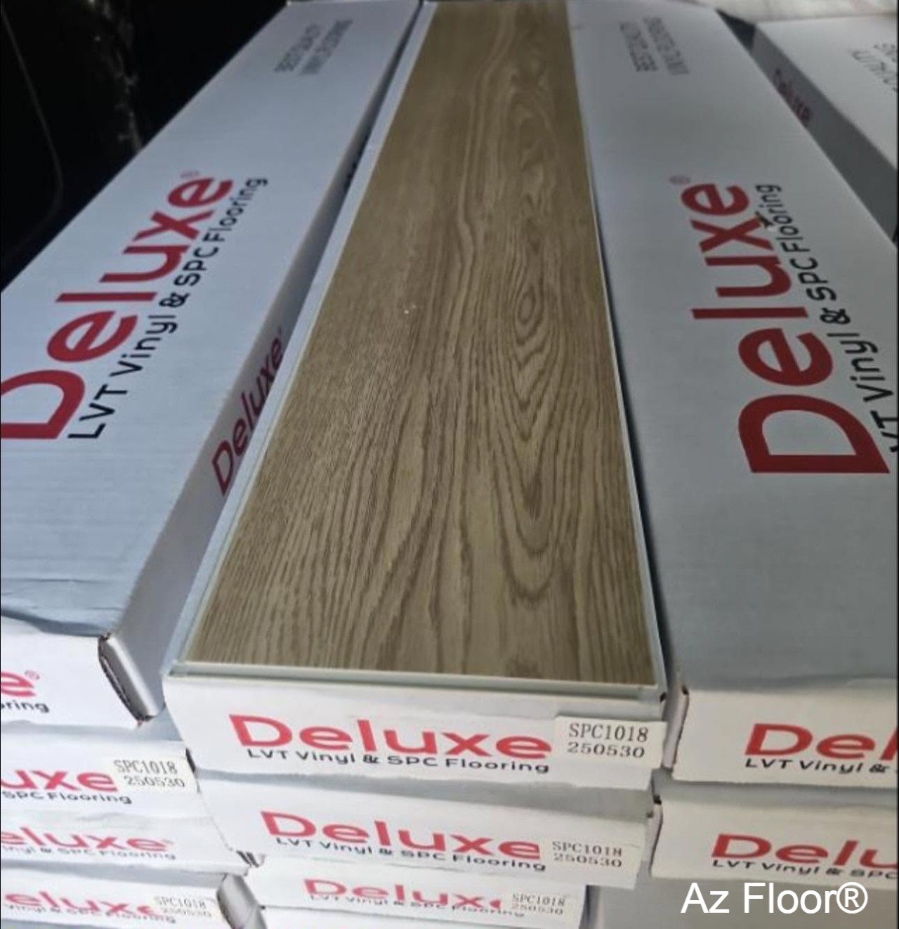 Deluxe - Sàn nhựa hèm khóa spc