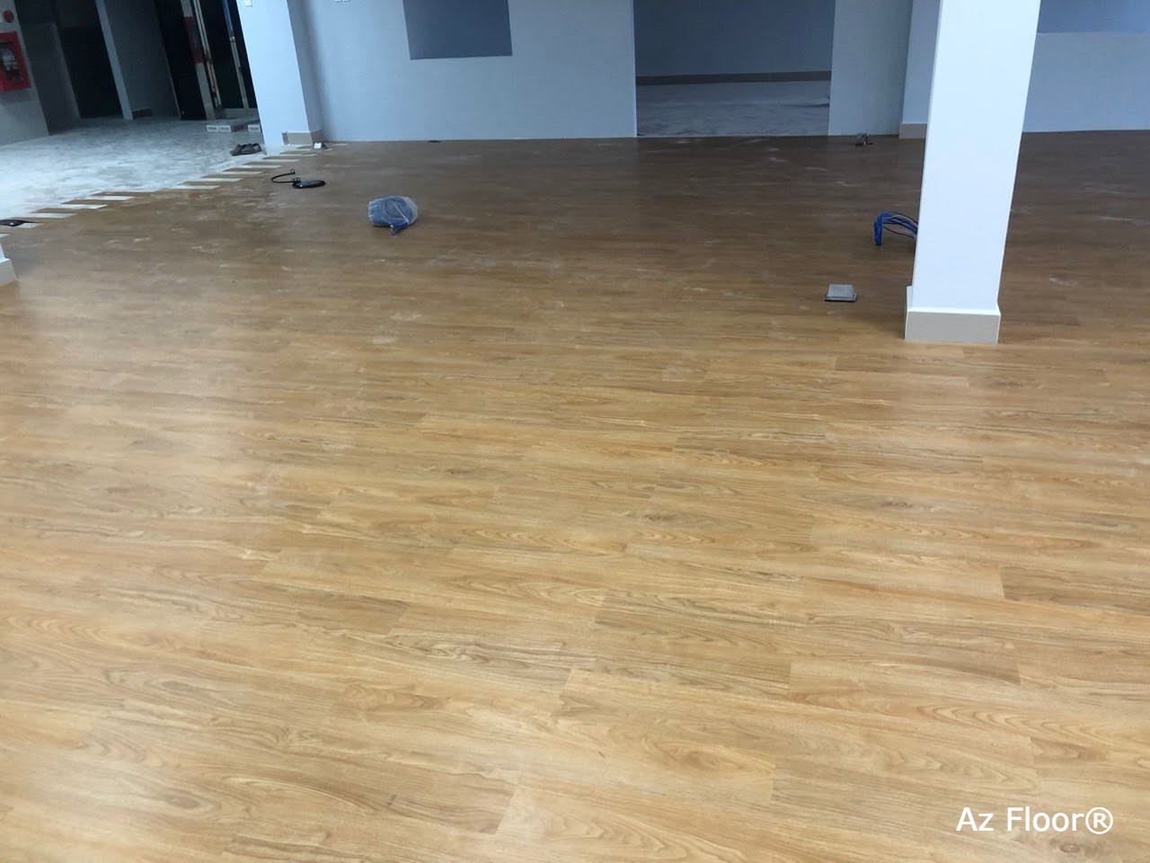 Màu sàn nhựa Deluxe giả gỗ DW343