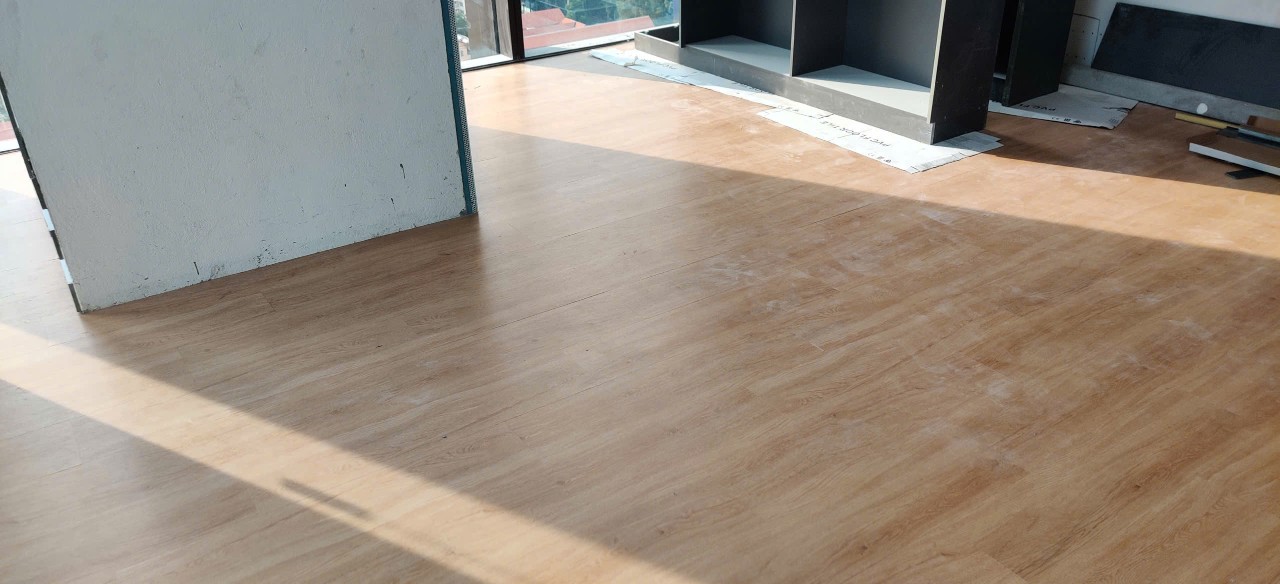 Thi công sàn nhựa giả gỗ TPHCM